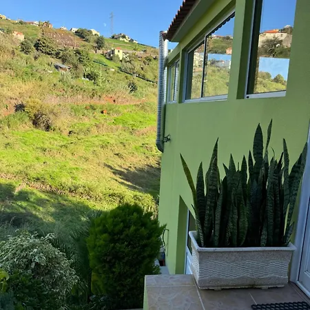 Apartman House Calheta