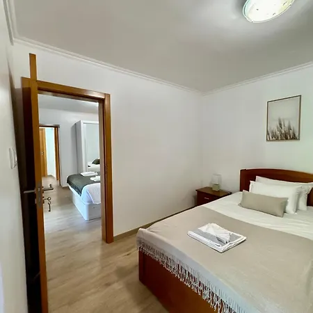Apartman House Calheta